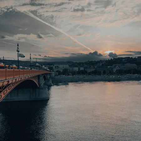 E41 - Trendy Boutique Apartments - Prime Spot By Bqa Budapest Esterno foto