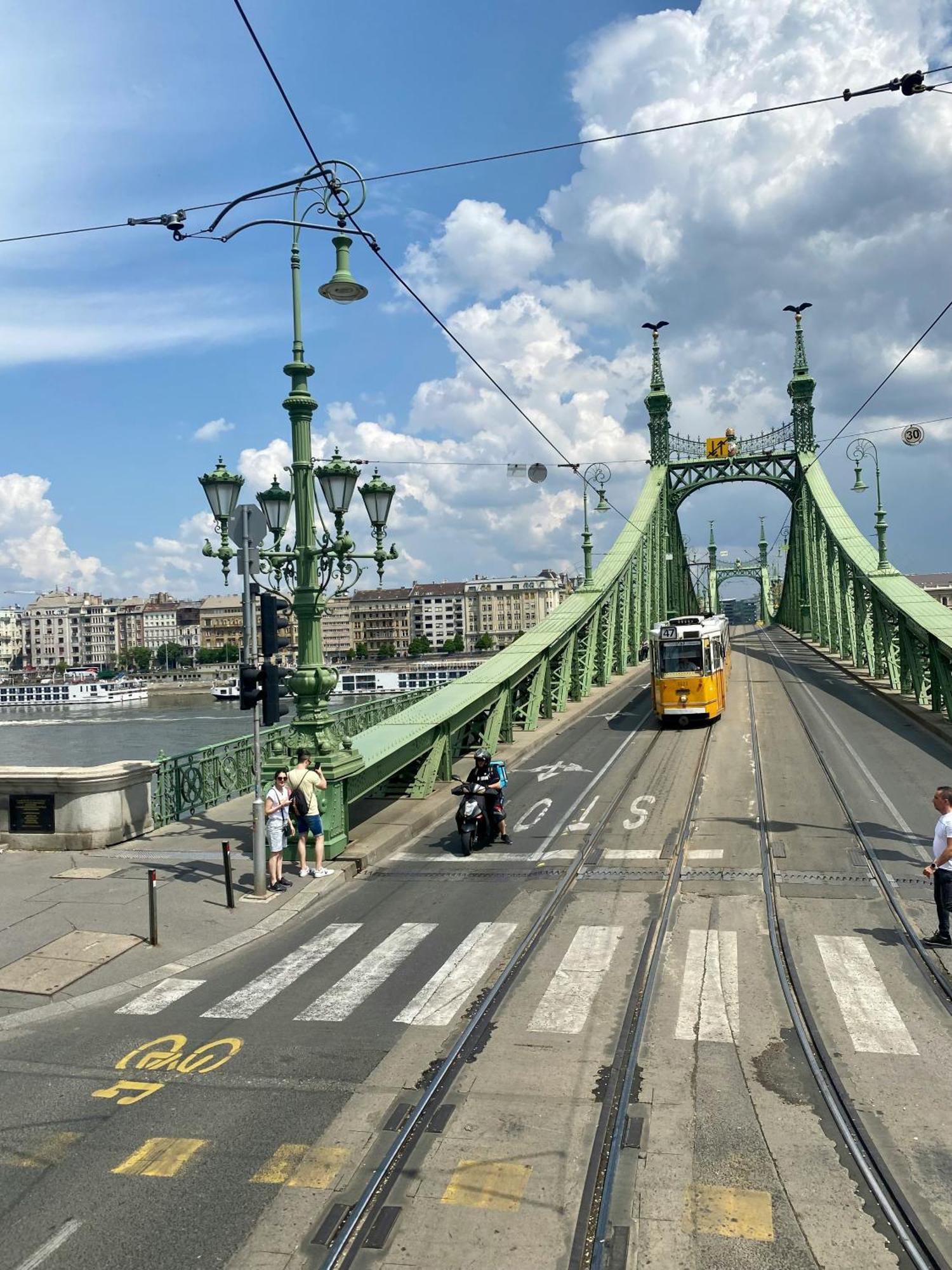 E41 - Trendy Boutique Apartments - Prime Spot By Bqa Budapest Esterno foto